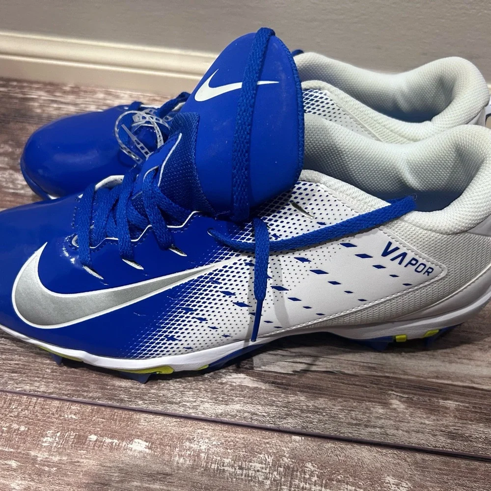 NEW Nike Men Vapor Blue & White Football Cleats 10
